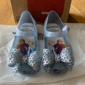 NWT Mini Melissa Frozen Bow Peeptoe MaryJane